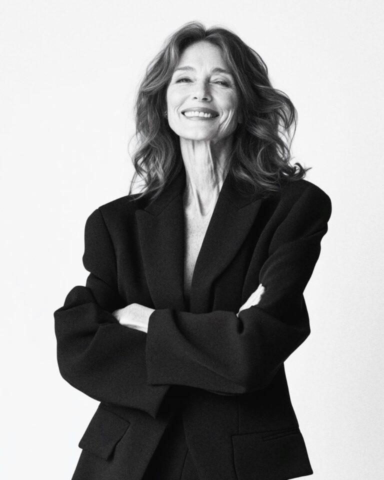 Взрослая женщина модель