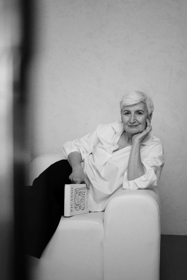 любимая модель для фото. 63 года, прекрасная❤️